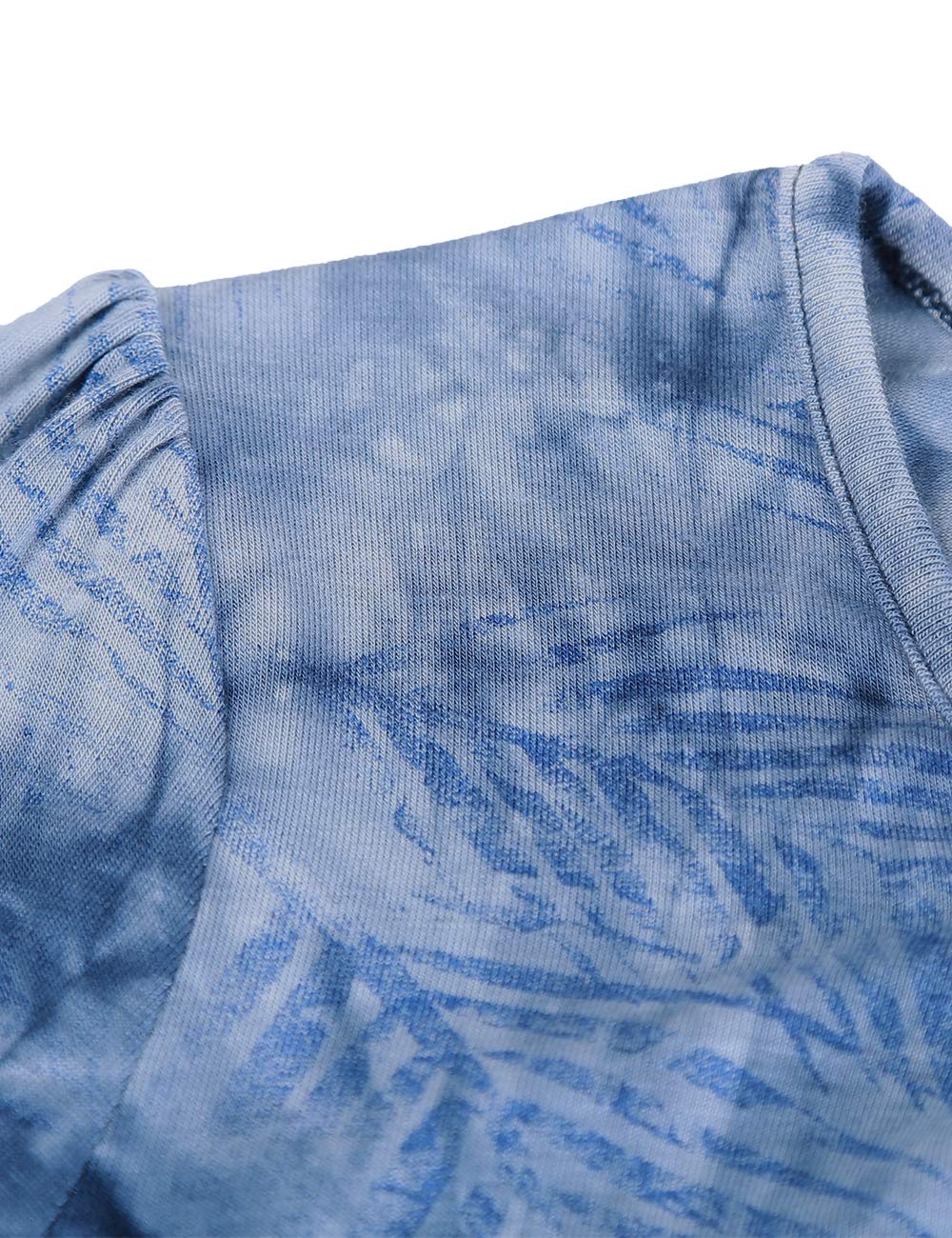 DJT Tie Dye Blue Leaves Women's Scoop Neck Short Sleeve Pleated Front Blouse Tunic Top